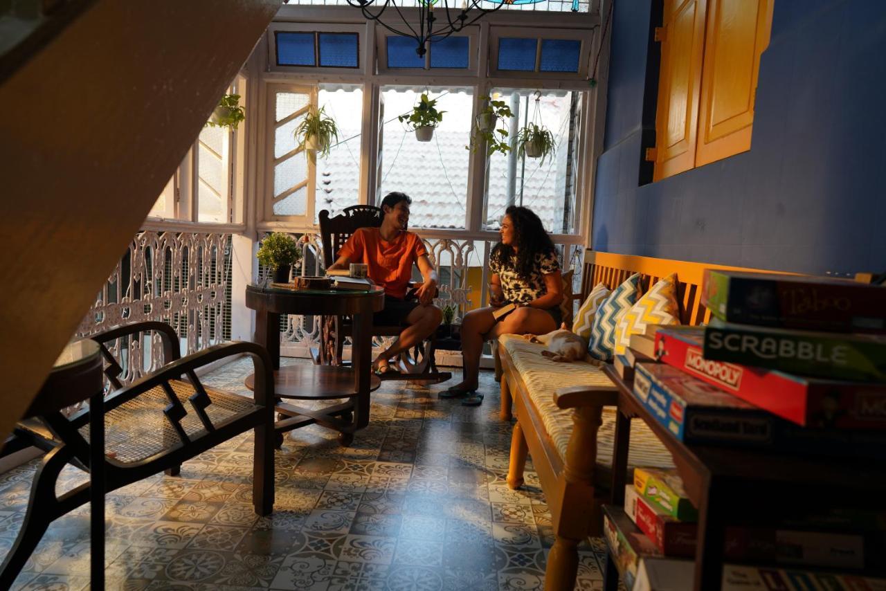 Gosolo Stays Bandra Hostel 孟买 外观 照片