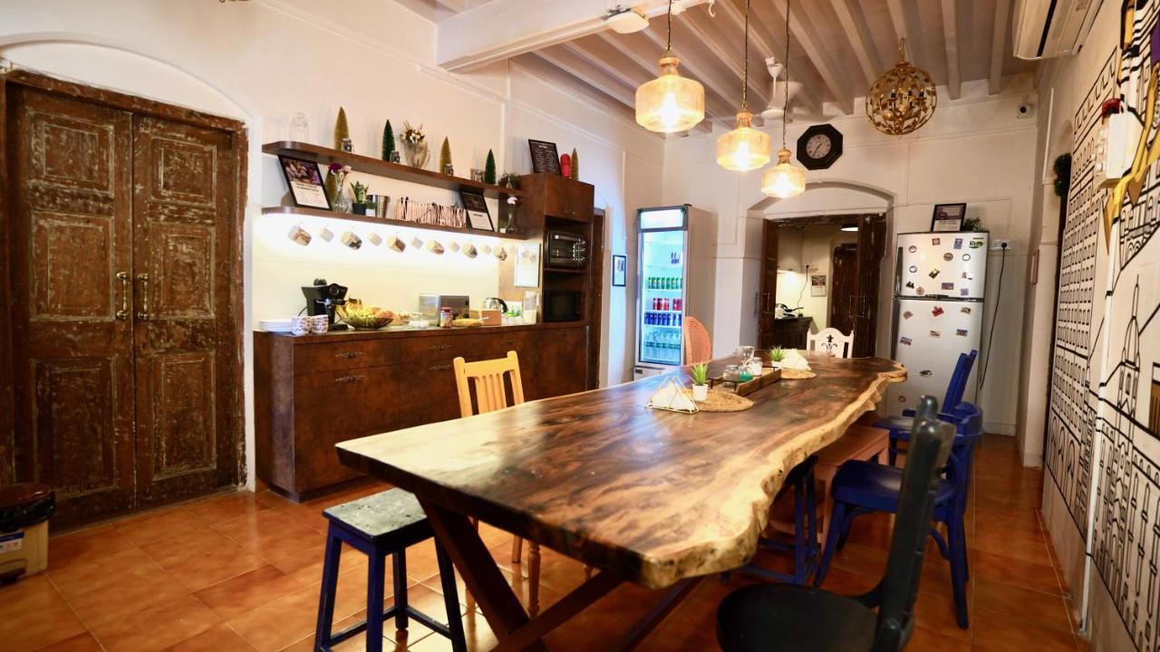 Gosolo Stays Bandra Hostel 孟买 外观 照片