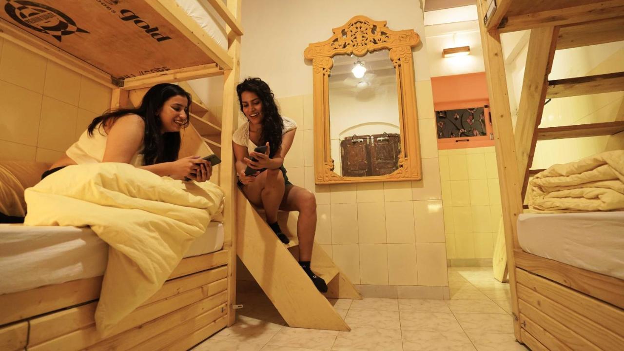 Gosolo Stays Bandra Hostel 孟买 外观 照片